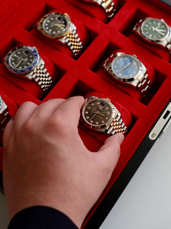 Cartier Elegant Series
